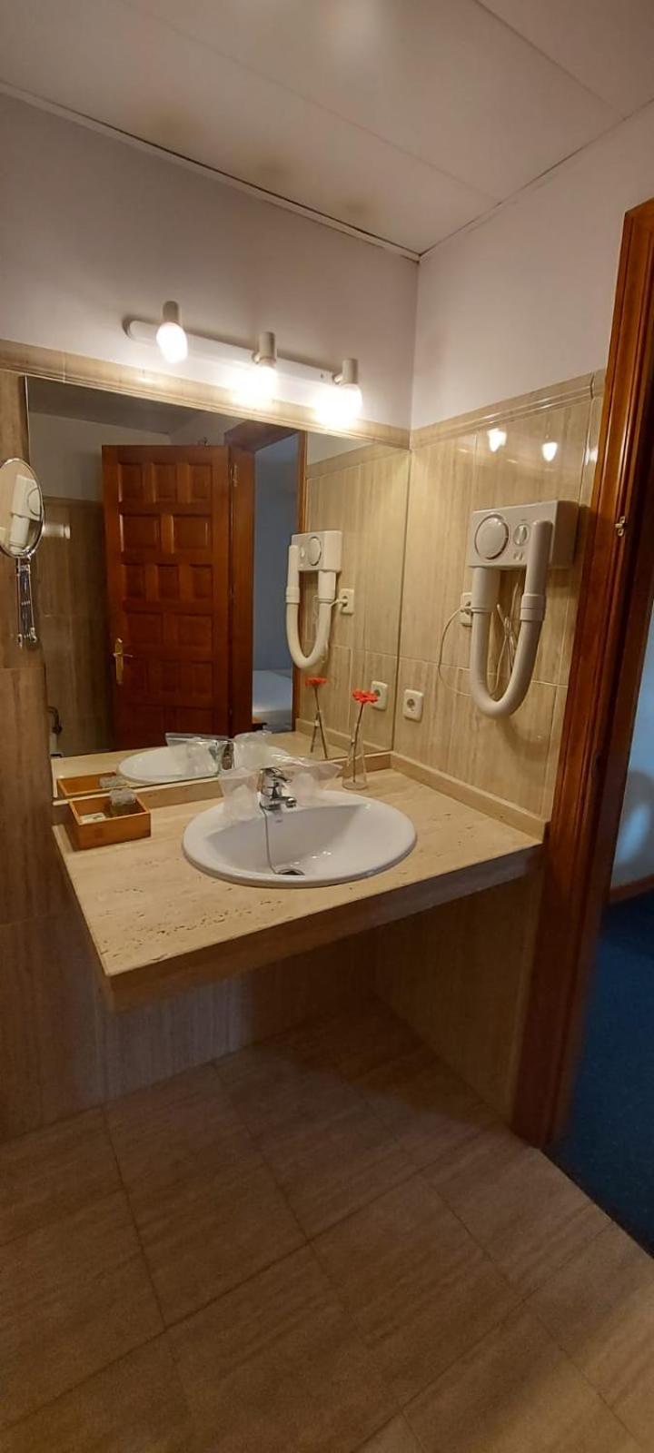 Hotel Mairena Mairena De Alcor Εξωτερικό φωτογραφία