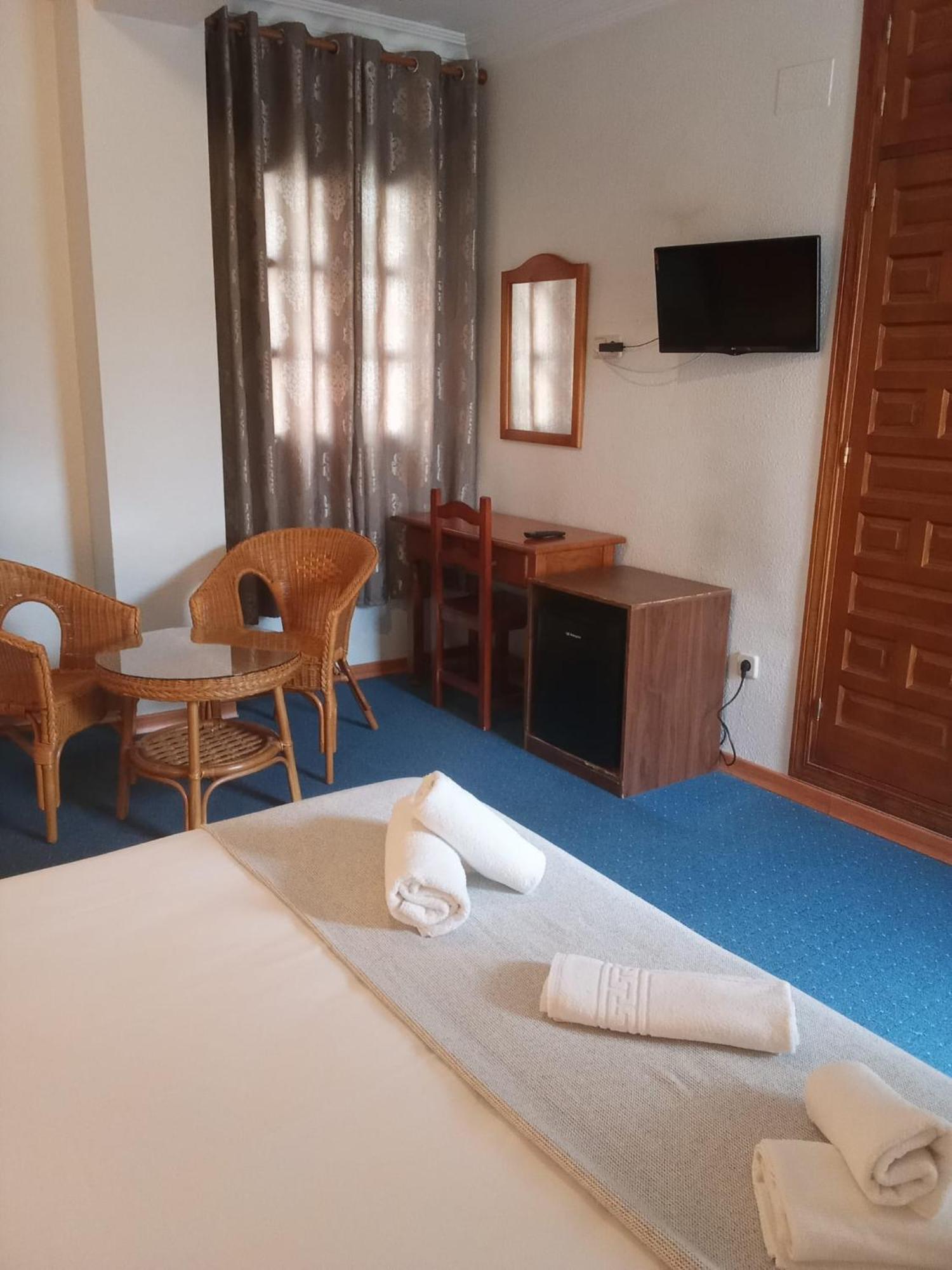 Hotel Mairena Mairena De Alcor Εξωτερικό φωτογραφία