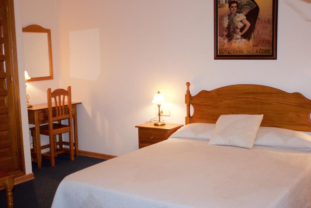 Hotel Mairena Mairena De Alcor Εξωτερικό φωτογραφία
